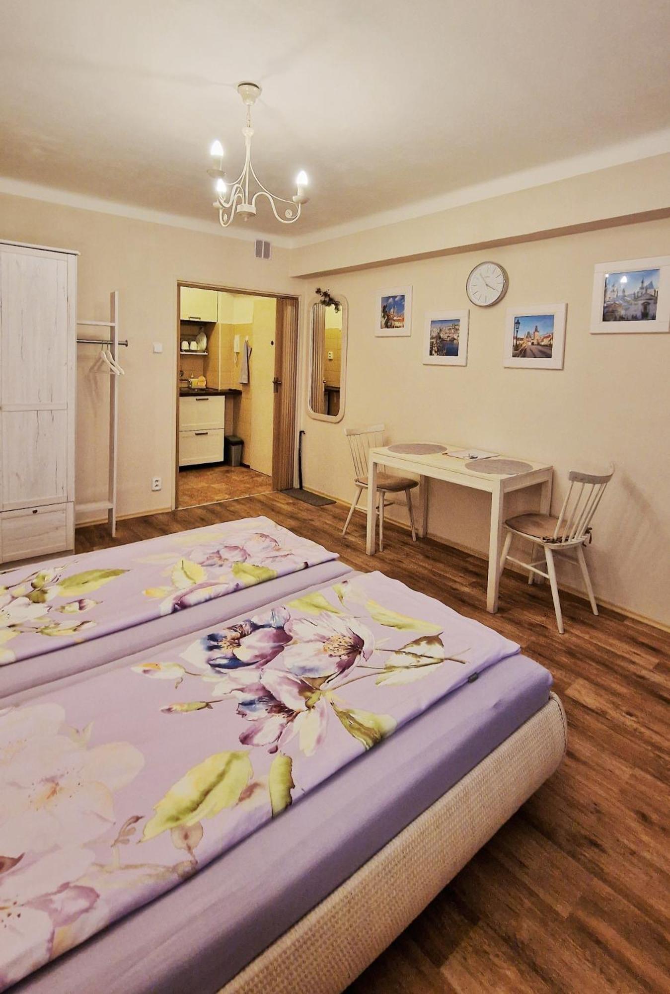 Veles Apartment Prága Kültér fotó